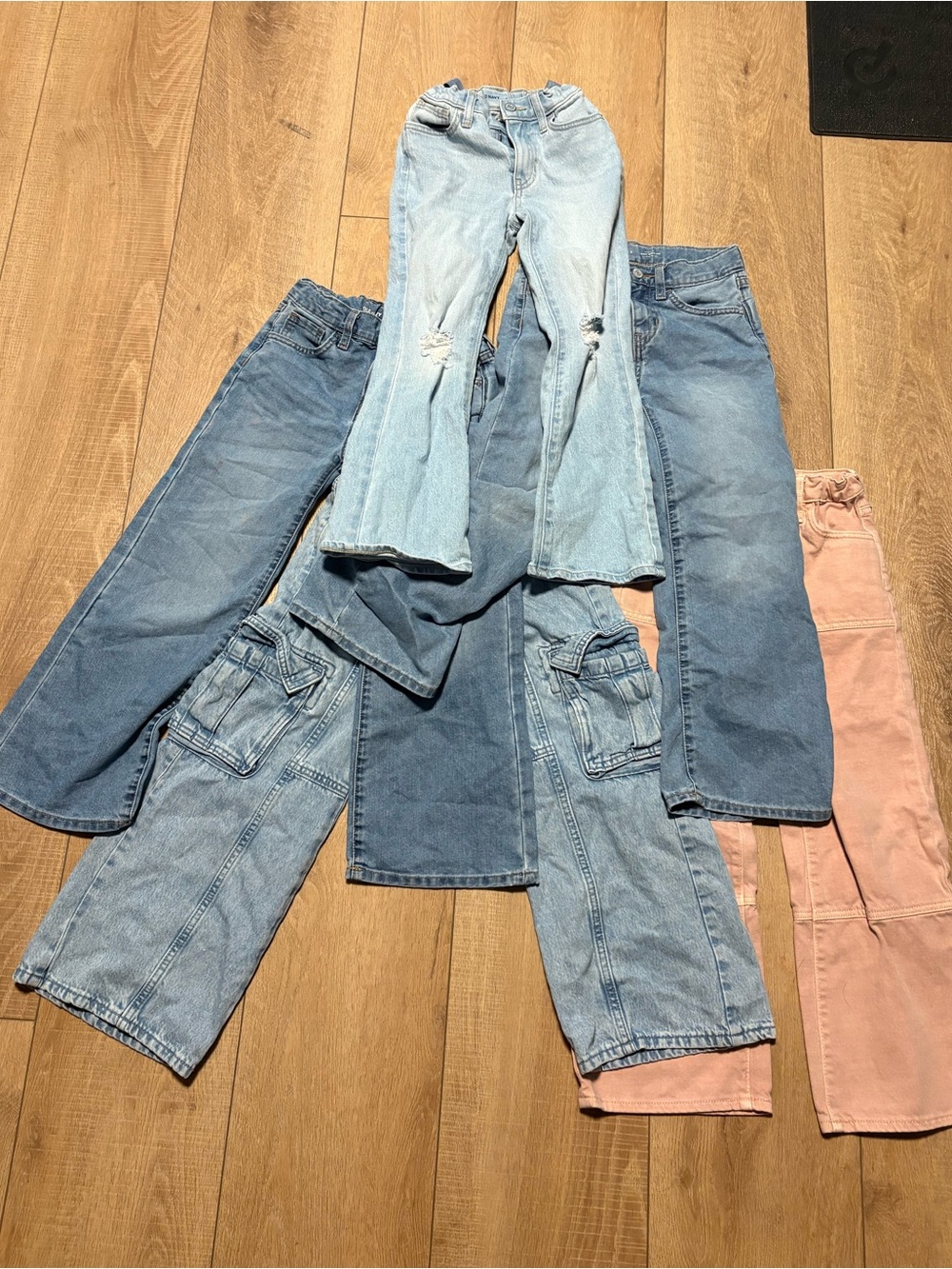 Assorted Girls' Old Navy jeans
